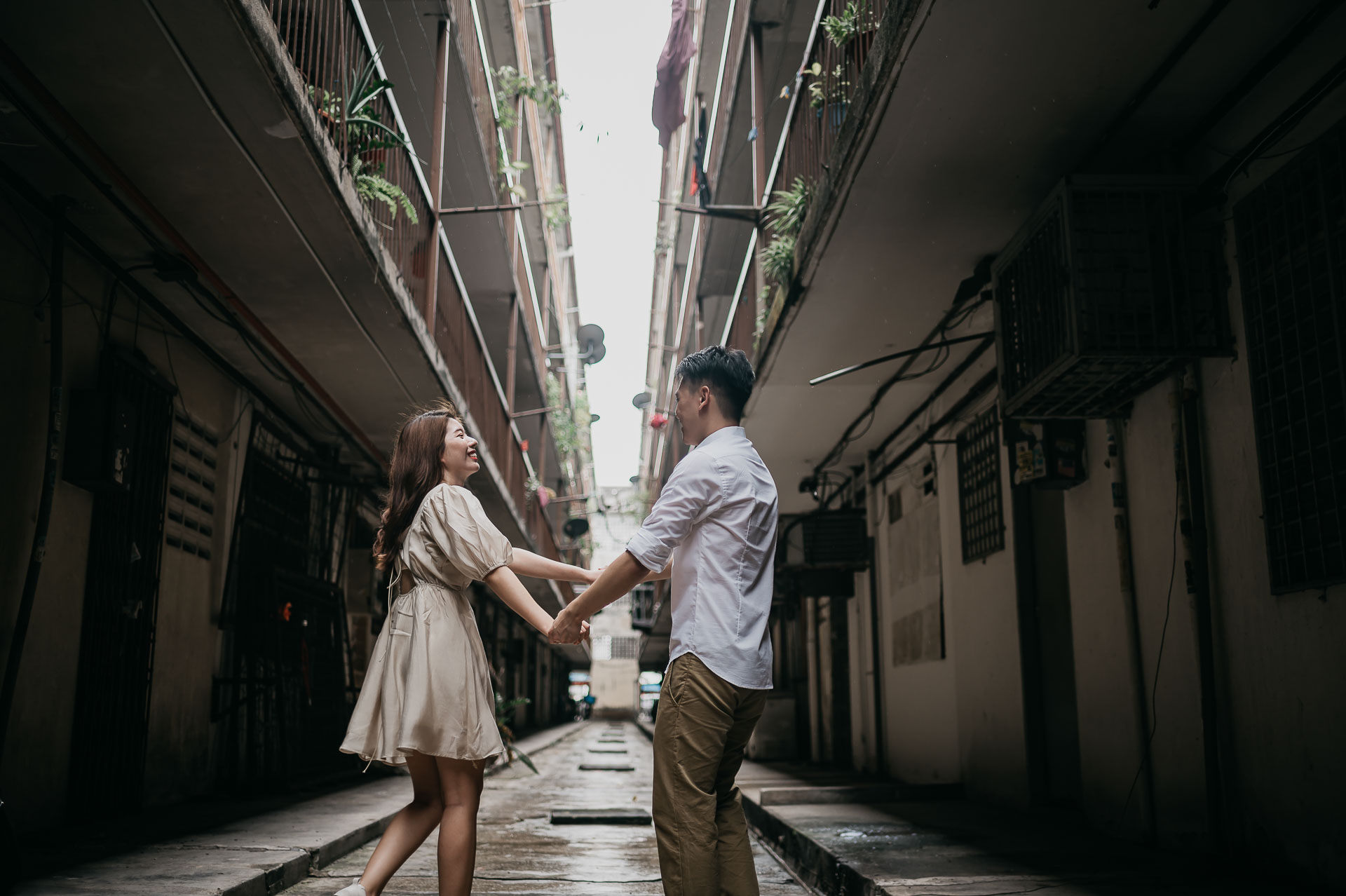 couple shoot by 2 of us weddings